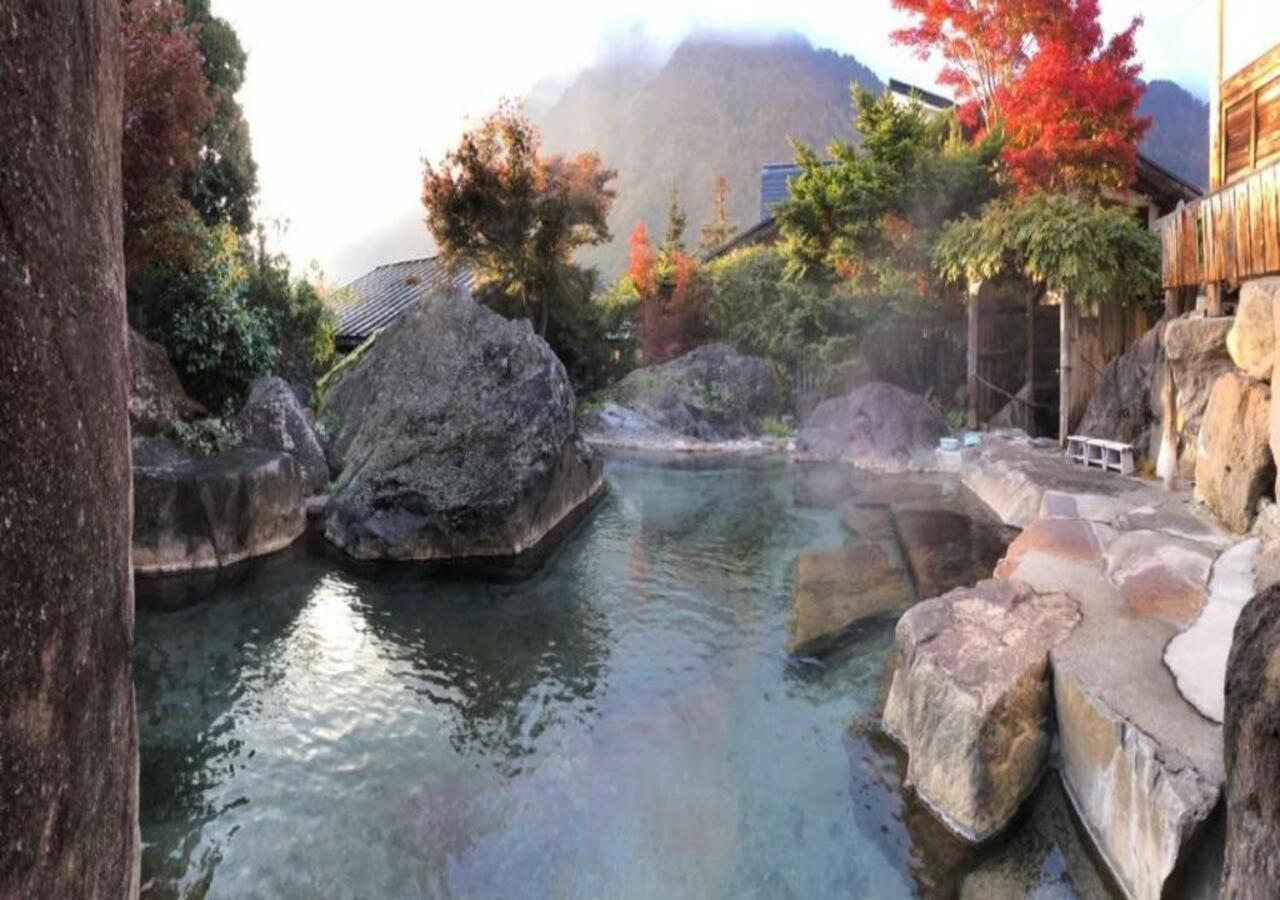 เพนชั่น โจเดล Hotel ทาคายาม่า ภายนอก รูปภาพ